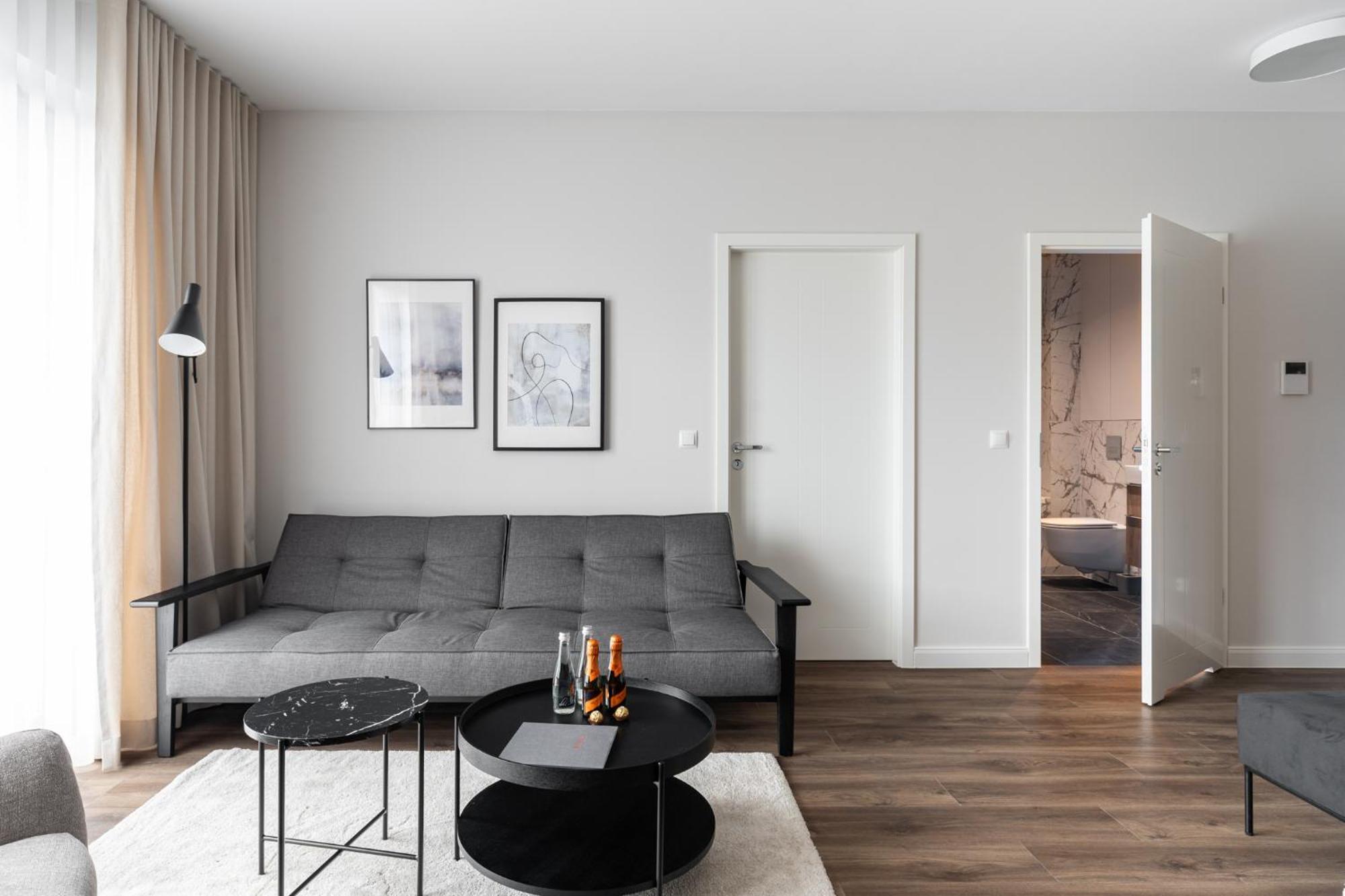 Scala 60C City Center Apartments By Lion Apartments グダニスク エクステリア 写真